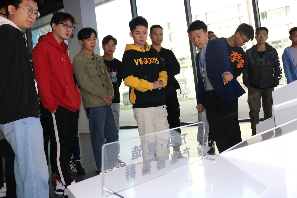 1604980290970318.png 1604980290970318.png